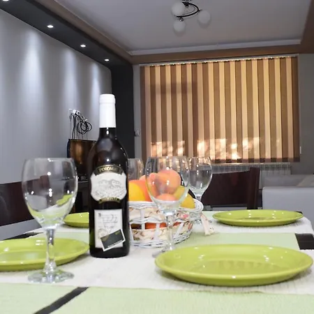 Luxury Near Varna, Located In Apartmán Tărgovište